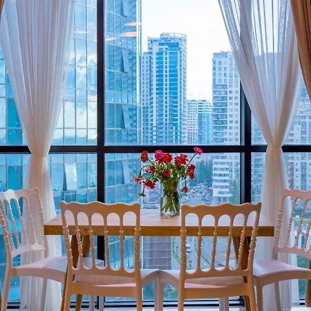 Entire Flat With City Skyline View - Two Bedrooms Батуми Экстерьер фото