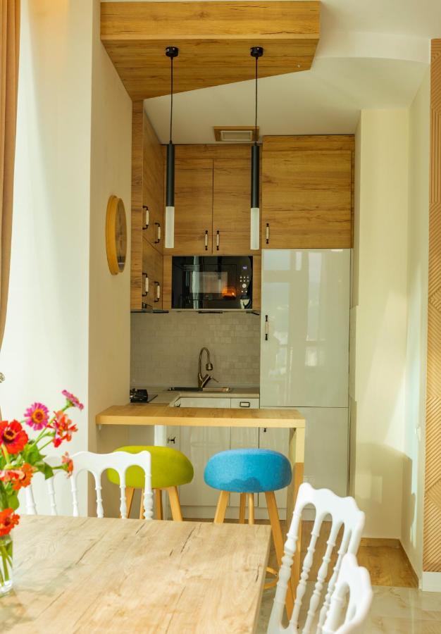 Entire Flat With City Skyline View - Two Bedrooms Батуми Экстерьер фото